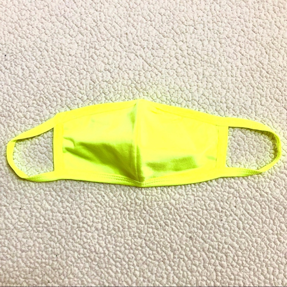 ❤️ 5 for $15 Zenana Yellow Cotton Face Mask - Picture 3 of 7